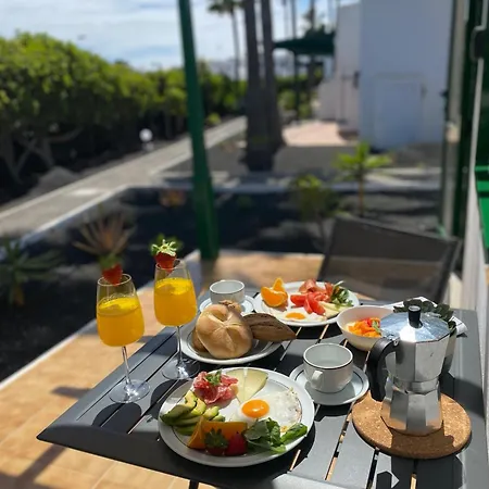 アパート Wine Lovers In Puerto Del Carmen ティアス